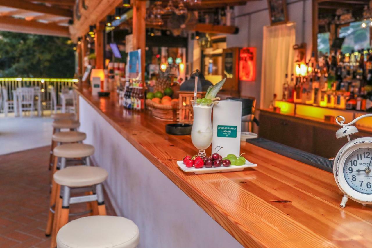 特劳洛斯 Zorbas Family House酒店 外观 照片